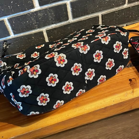 Vera Bradley Bag & Wallet - Picture 7 of 13